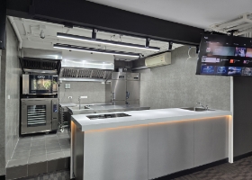F’s DESIGN COURT